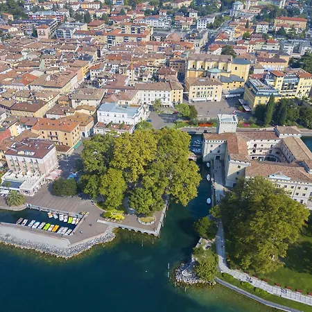 Daire The Harbor Old House - Happy Riva del Garda